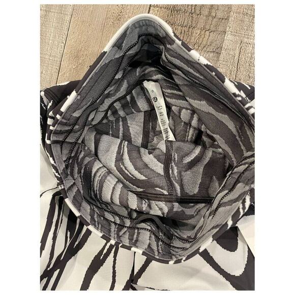 NWT Lululemon Swift Speed High-Rise Tight 28" in Jacquard | Size 0 - Picture 9 of 16